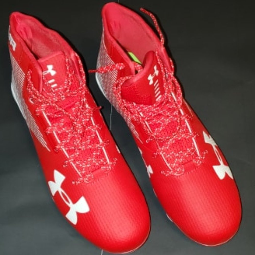 Men's Under Armour Highlight Cleats - 11.5 - NWOT